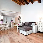 Casa Alek