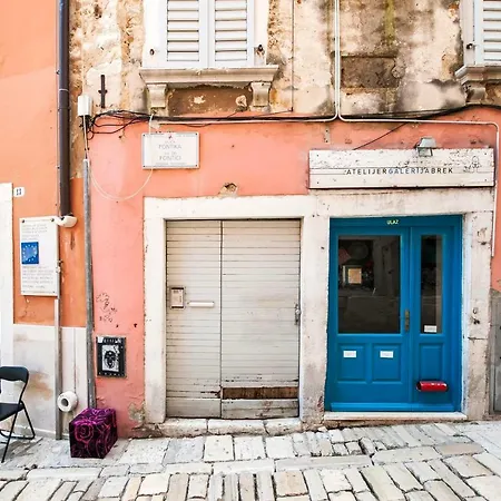 Casa Alek شقة *